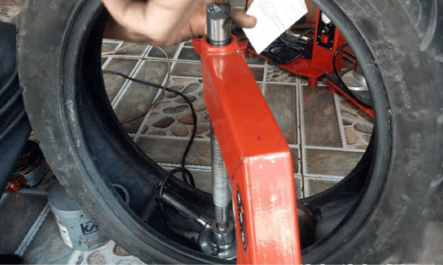 Vá ép nhiệt-phương pháp mang hiệu quả cao nhất
